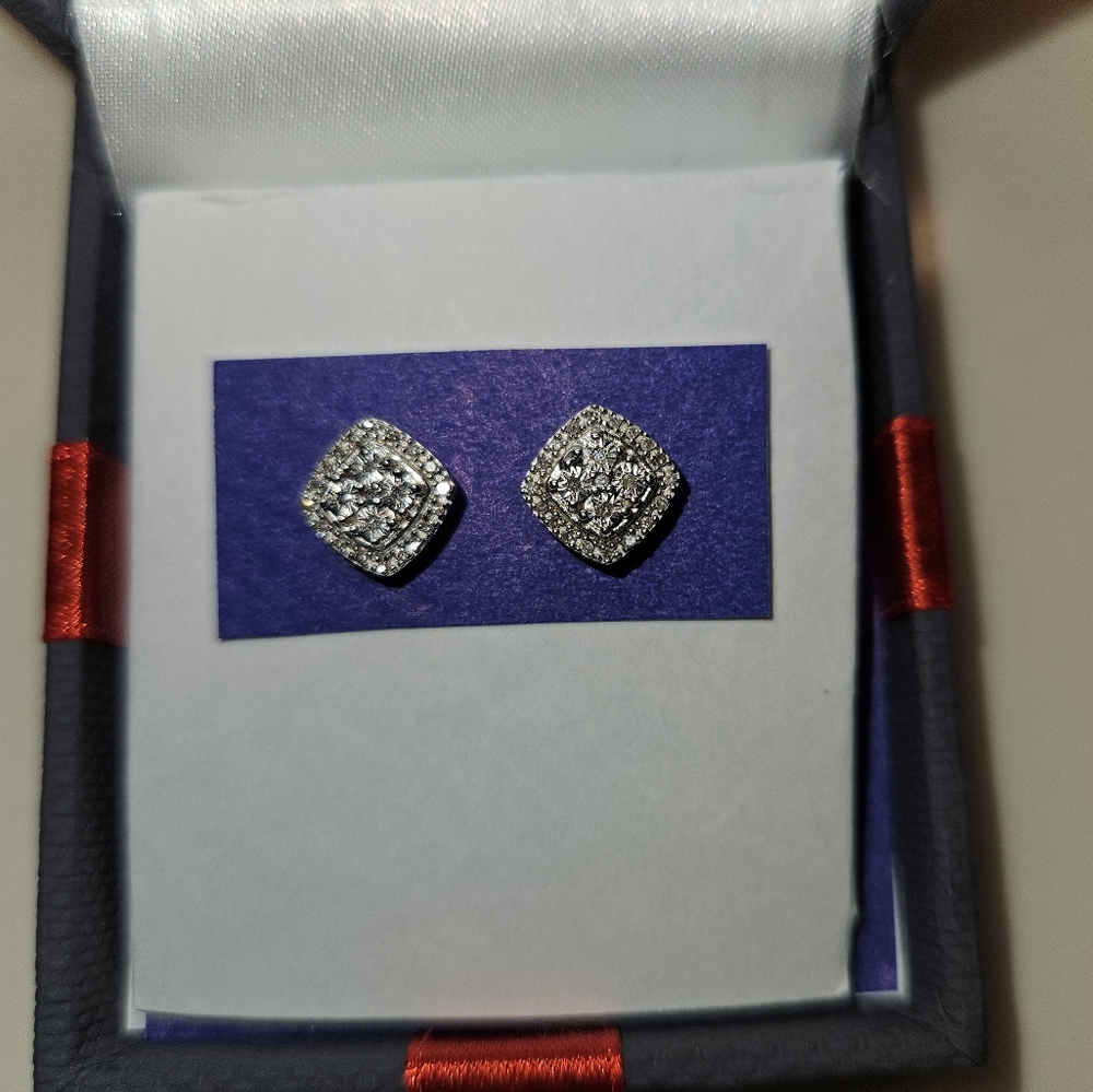 Diamond Earrings Set 1/10 CT TW I-J13, in 925 Sterling Silver. Luxury - Picture 7 of 16